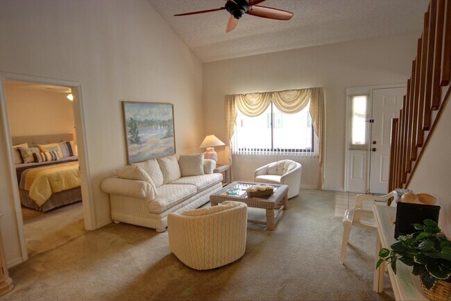 Building Photo - 270 Bella Vista Ct N
