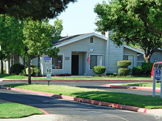 Foto del edificio - Westwind Apartments