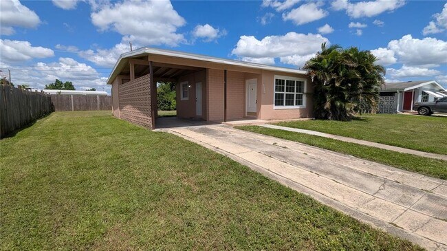 Building Photo - 21298 Percy Ave