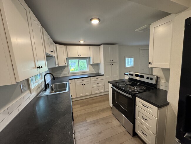 Foto del edificio - 8950 SW 69th Ave