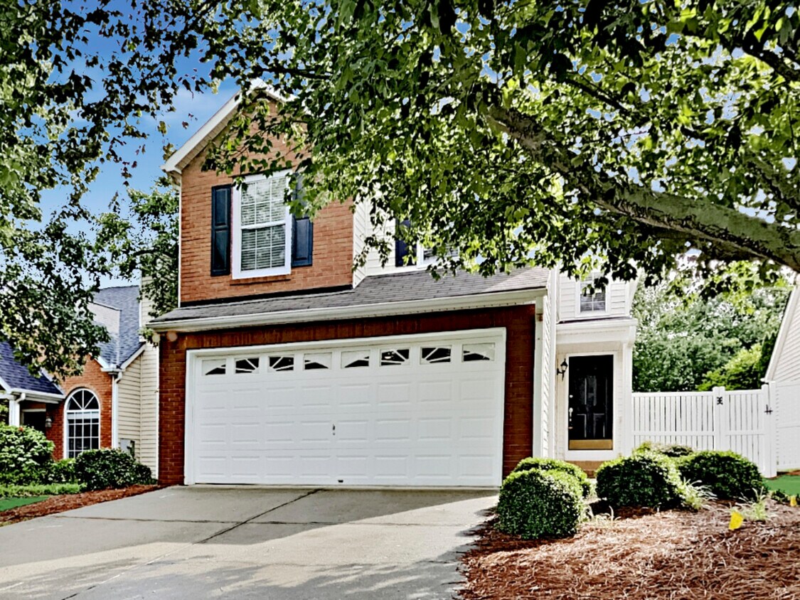 3271 Avensong Village Circle House Rental in Alpharetta, GA