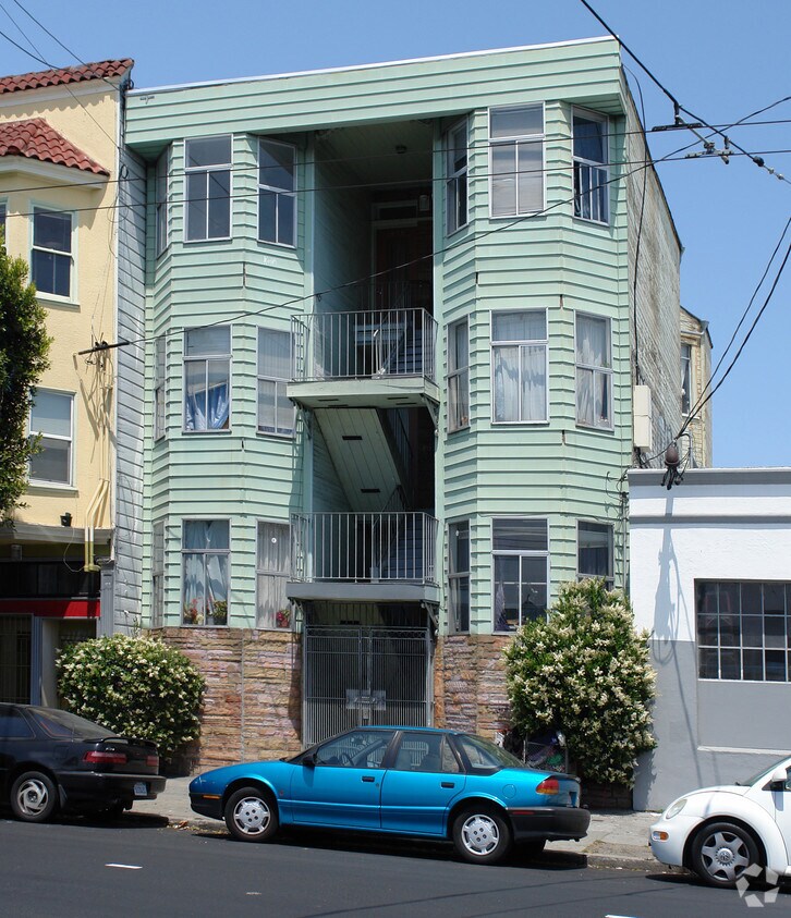 Foto del edificio - 2874 16th St