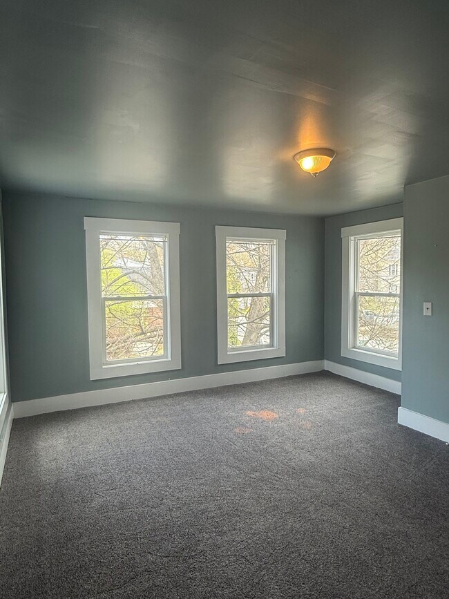 Dormitorio - 86 Main St