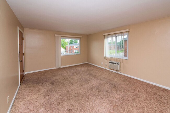 Foto del edificio - 2739 W North Bend Rd