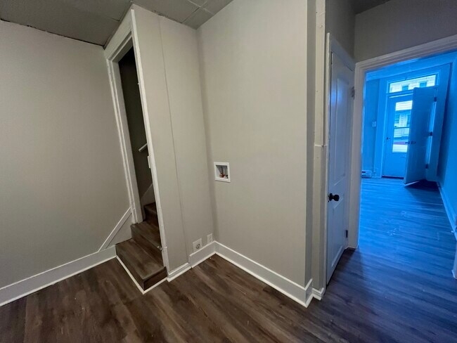 Hallway/laundry - 116 N Conococheague St