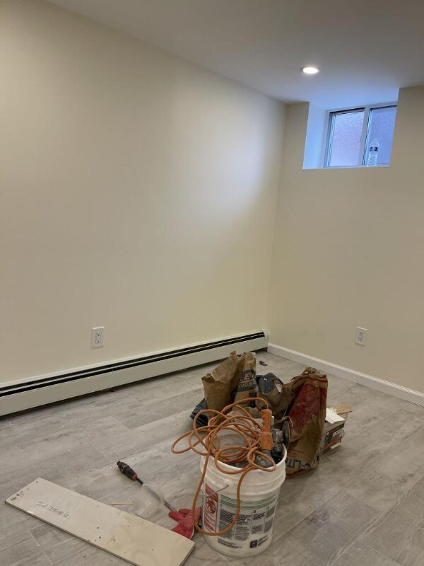 Foto del edificio - 1941 W 10th St