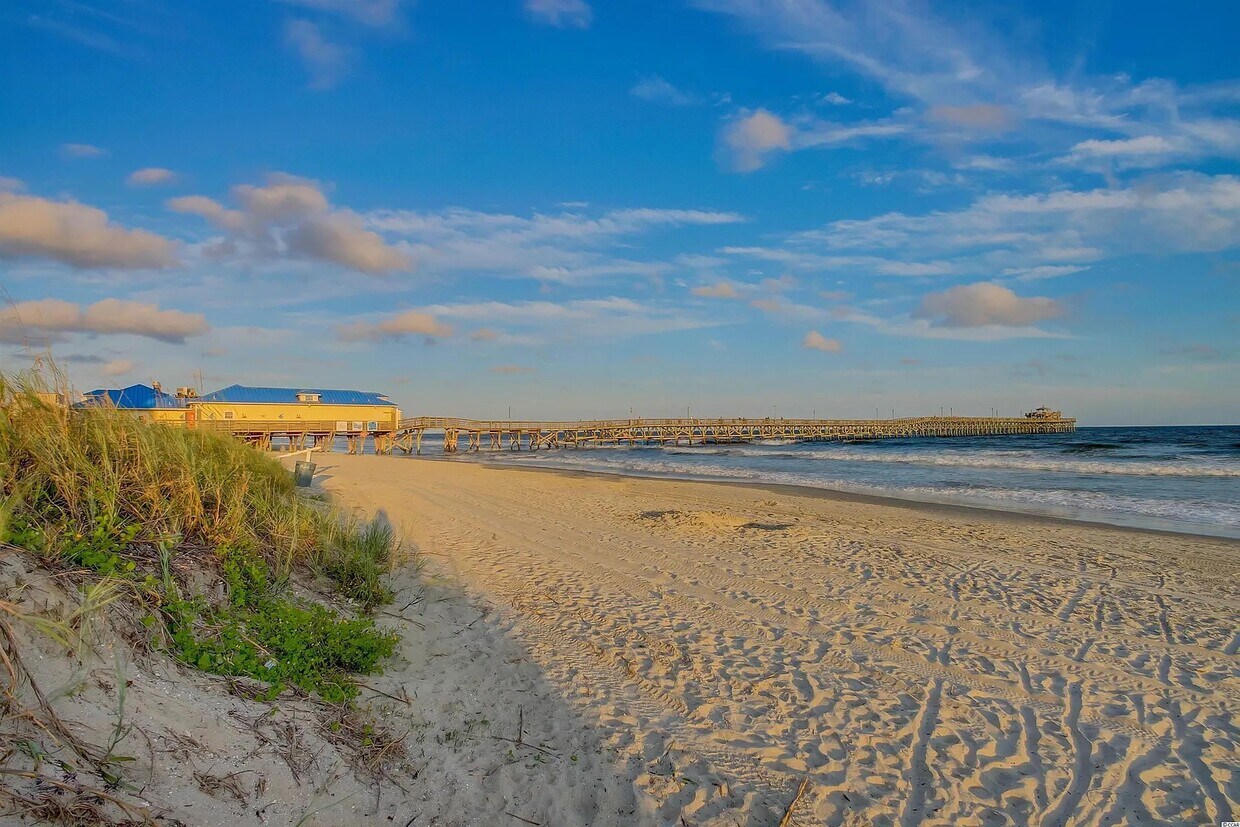 Primary Photo - 4314 S Ocean Blvd