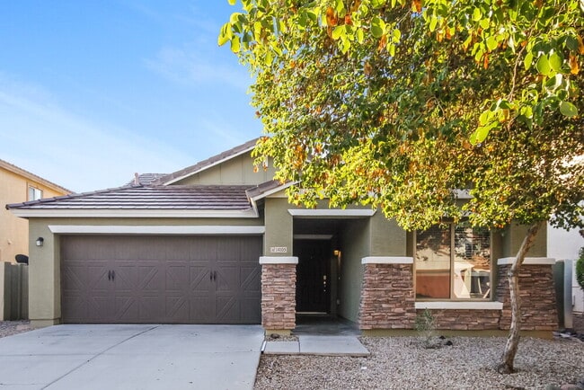 Building Photo - 14105 W Rosewood Dr