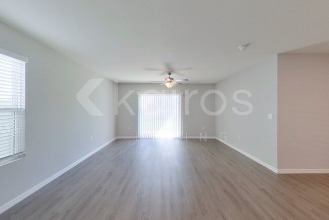 Building Photo - 8677 SW 44th Ct