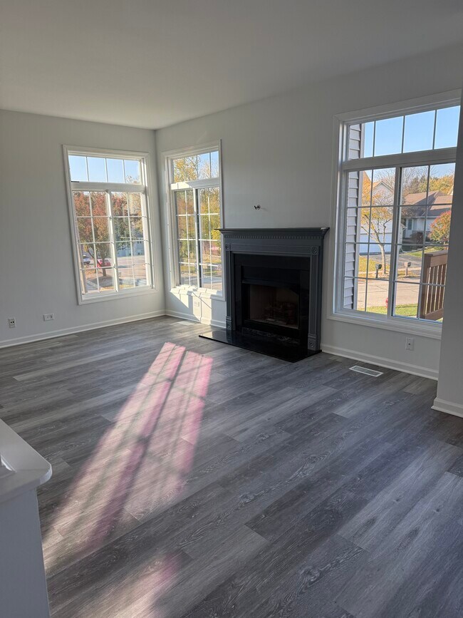 Foto del edificio - 921 Mesa Dr