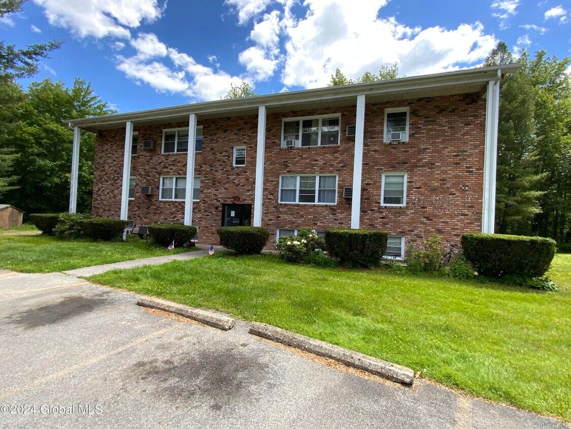 Primary Photo - 11-21-21 Ashdown Rd