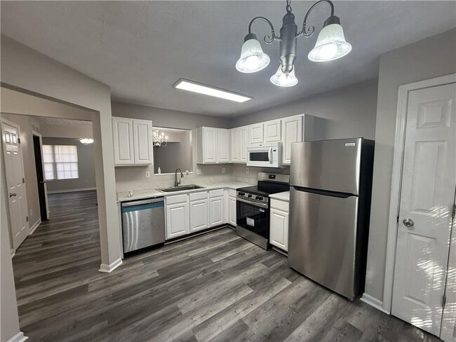 Foto del edificio - 3483 Waldrop Trail