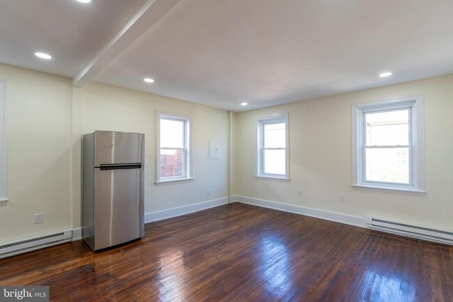 Foto del edificio - 5003 Pine St