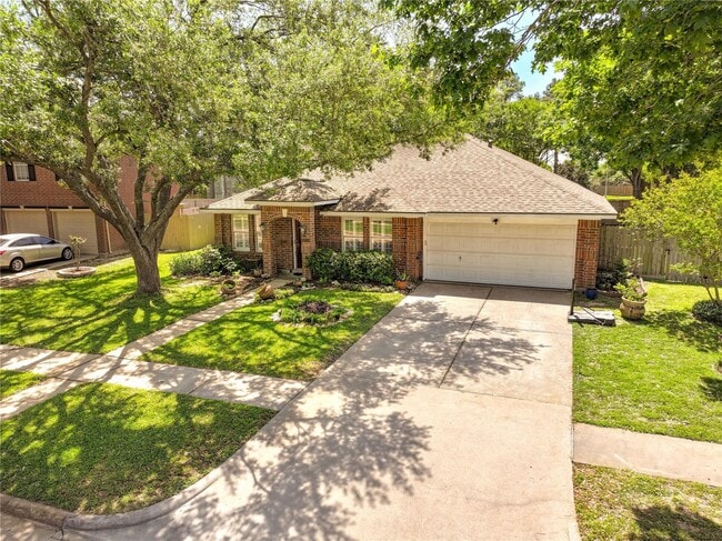 Foto del edificio - 19731 Dusty Creek Dr