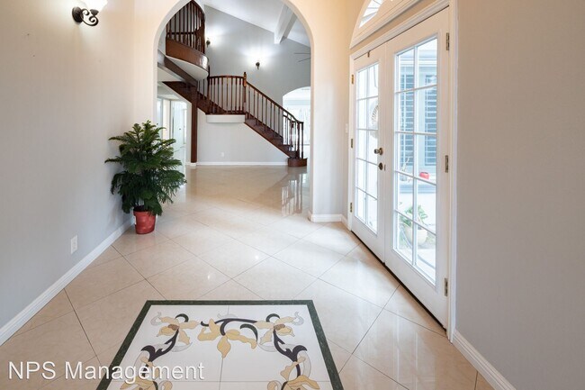 Foto del edificio - 5 br, 3 bath House - 12552 Eckleson Street
