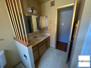 Building Photo - 5020 W Morten Ave