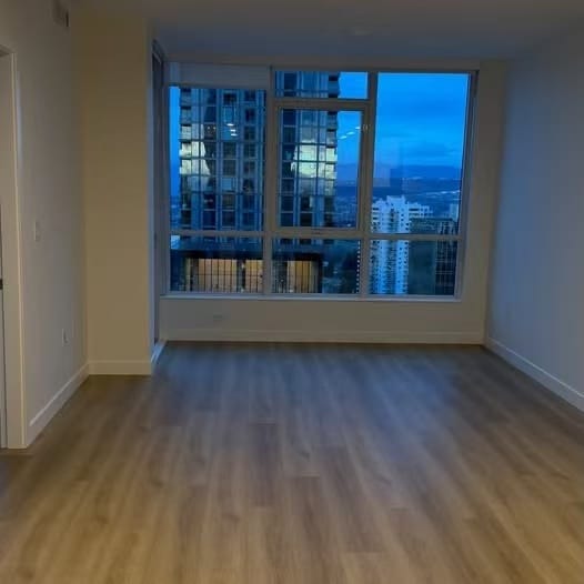 Photo du bâtiment - 6087 Wilson Ave