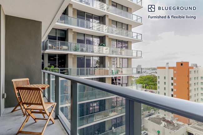 Foto del edificio - 230 NE 4th St