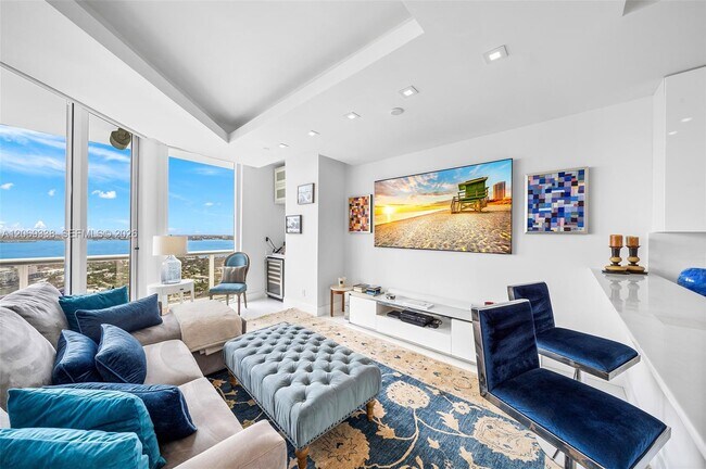 Foto del edificio - 4779 Collins Ave