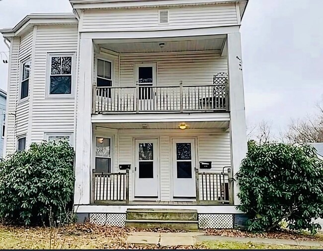 Building Photo - 48 Pembroke Ave