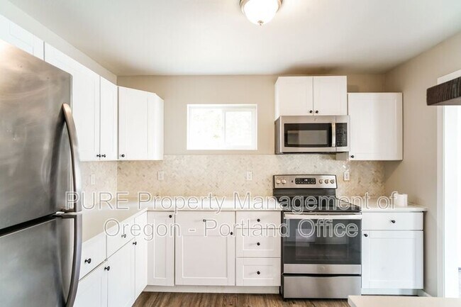 Foto del edificio - 10762 NE Prescott St