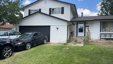 Building Photo - 15739 E Greenwood Dr