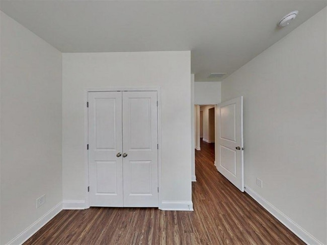 Building Photo - 6230 Bridlewood Ln