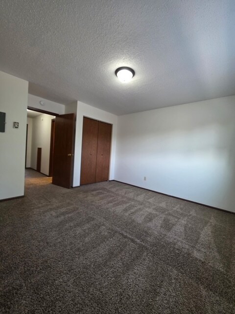 Foto del edificio - 1652 8th St N