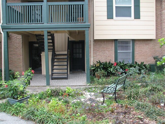 Foto del edificio - 8277 Kingsbrook Rd