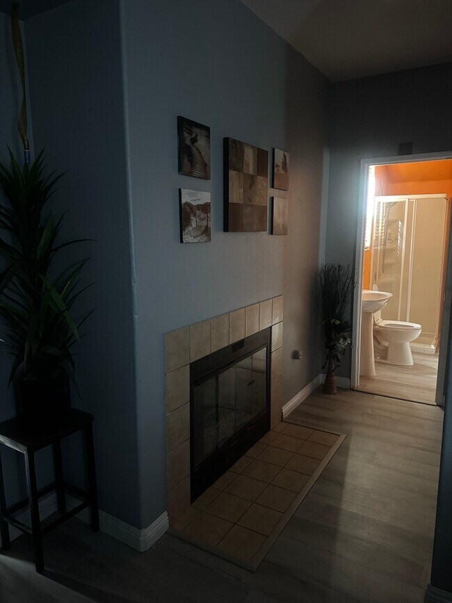 Building Photo - 1185 Polzin Way