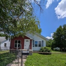 Building Photo - 2522 N Bell St