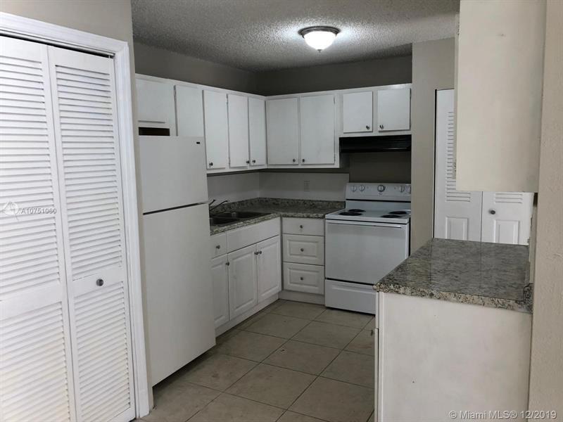 Primary Photo - 5300 NW 24th St