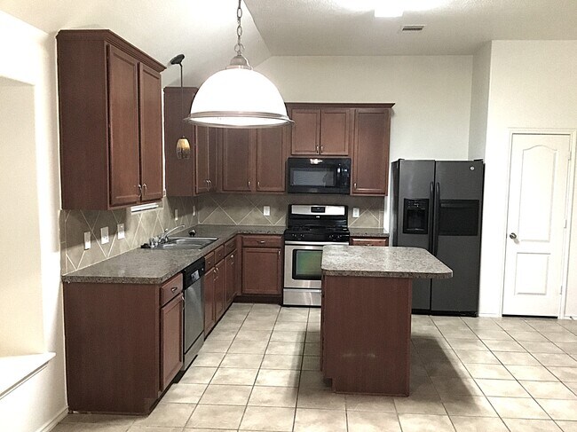 Foto del edificio - 10019 Blissful Valley Ln
