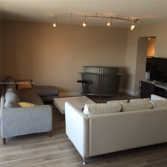 Foto del edificio - 1800 Collins Ave