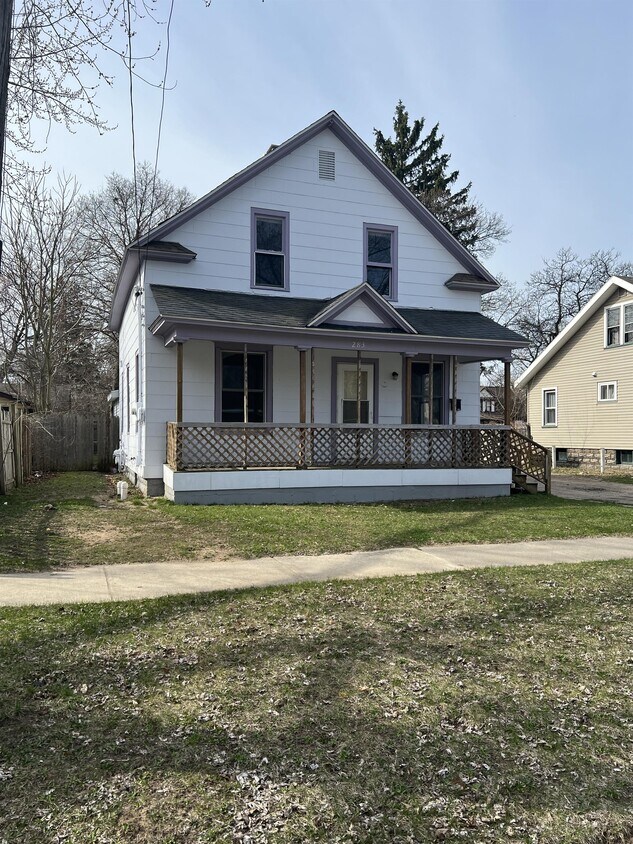 Primary Photo - 283 E Grand Ave