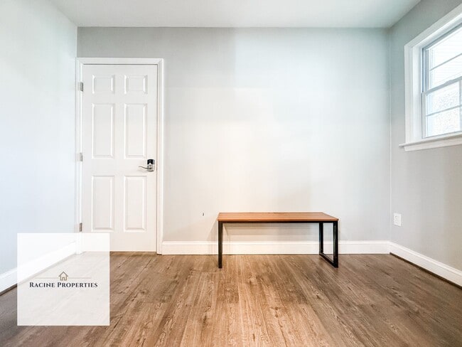 Photo - Furnished Two Bedroom Close to Downtown House