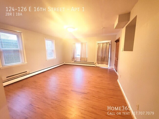 Building Photo - Large 2 bedroom condo rent ready!