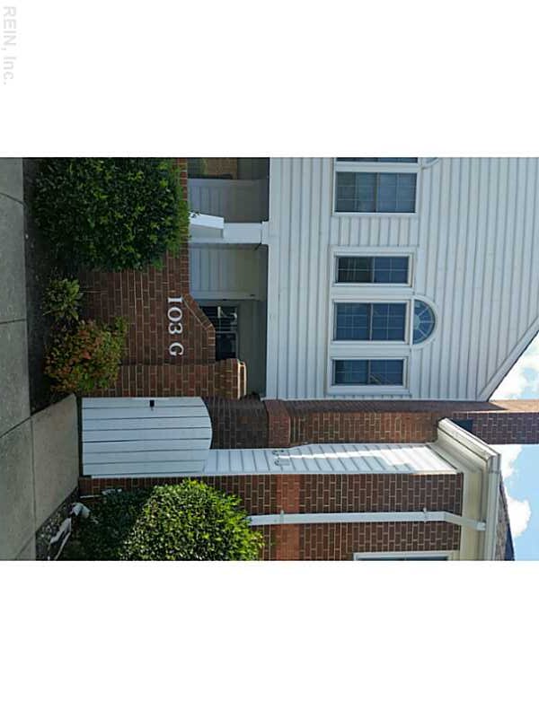 Vista del frente - 103 Turnbridge Ln