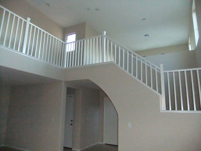 Building Photo - 4405 Haven Point Ave