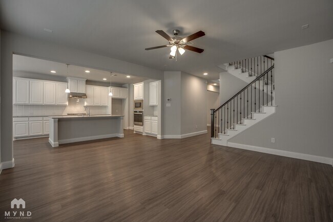 Building Photo - 3113 Damsel Sauvage Ln