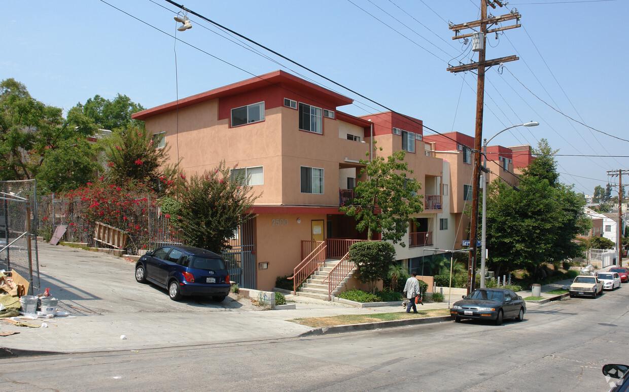 Primary Photo - Park Place Terrace