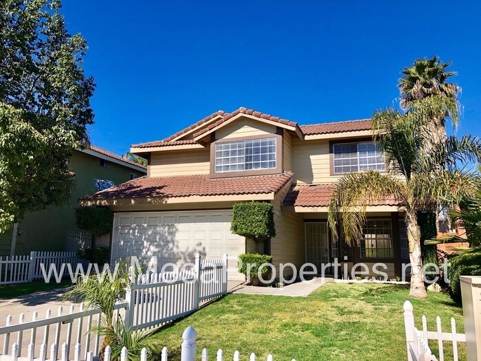Foto principal - 782 E Mesa Dr