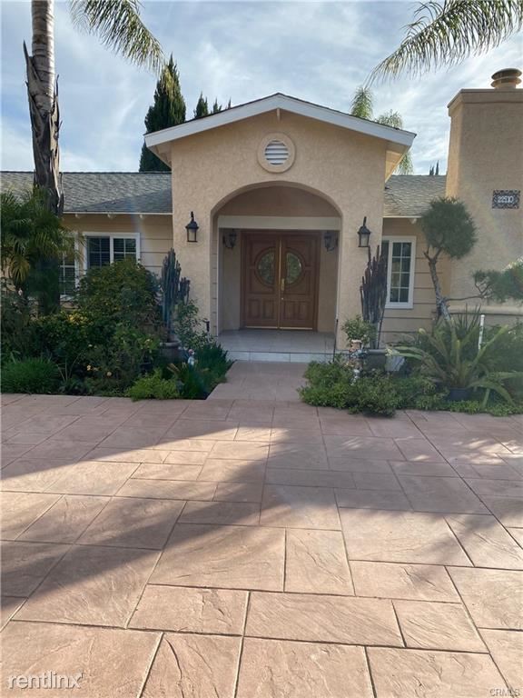 Foto del edificio - 4 br, 3 bath House - 22910 Collins St