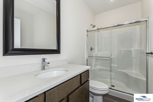 Foto del edificio - 3 bed, 2 bath duplex