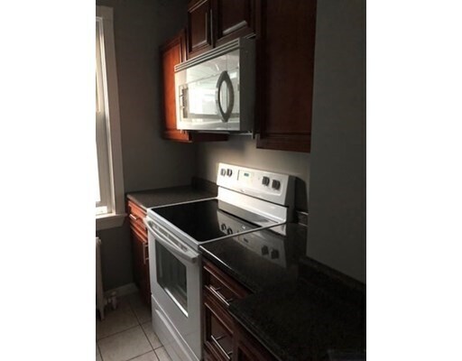Foto del edificio - 403-405 W Clinton St