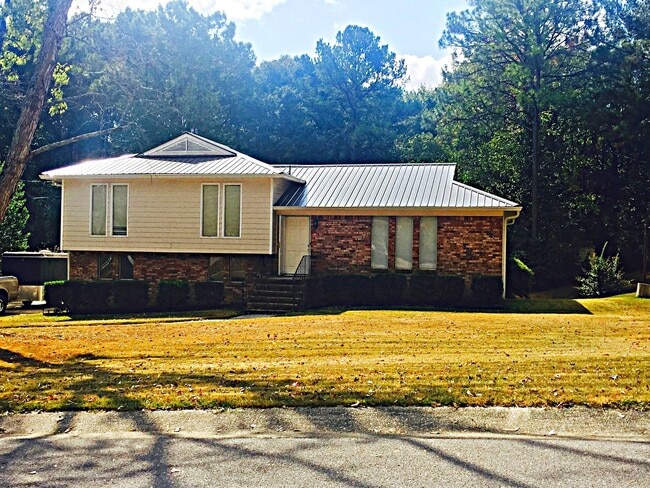 Building Photo - Great Home for Rent in Pelham! Available t...