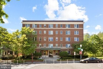 Building Photo - 2456 20th St NW