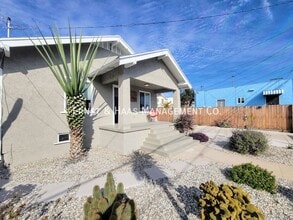 Building Photo - 3041 E Spaulding St