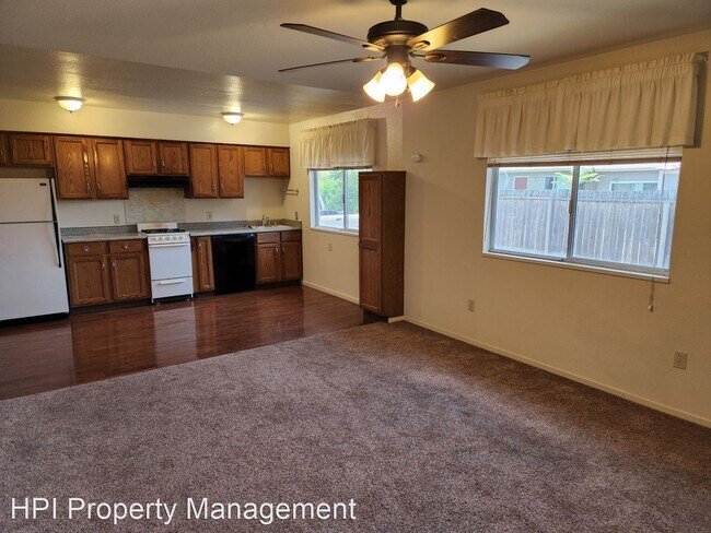 Building Photo - 2 br, 1 bath House - 1826 West Ave