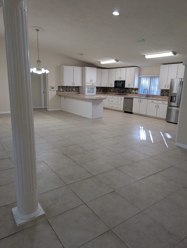 Building Photo - 36 Spring Meadows Dr